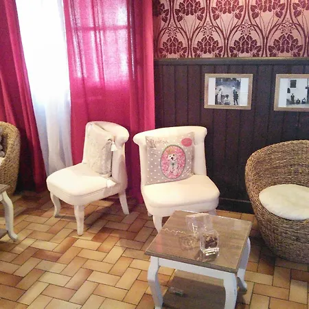 Hotel Camou 2*
