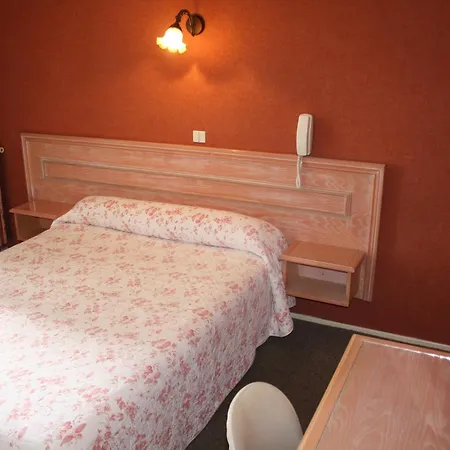 Hotel Camou