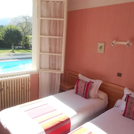 Camou Hotel 2*