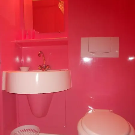 Hotel Camou 2*